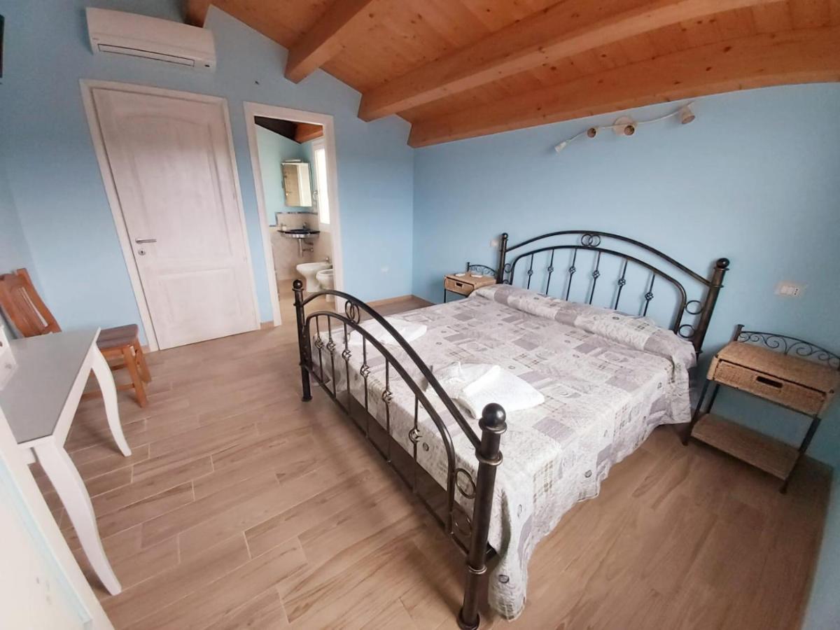 B&B Il Cenerino Сант-Антиоко Экстерьер фото